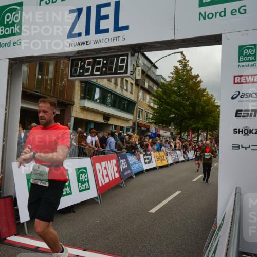 20.09.2026 - PSD Bank Halbmarathon LAZAROV Photography http://msf.ph/oto/10551822 20.09.2026 11:52:19 Ziel 1152, 3042, 3047, 3512, 3664, 3737, 4539, 4609, 4680, 4714, 4789 meine-sportfotos.de