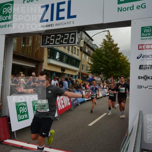 20.09.2026 - PSD Bank Halbmarathon LAZAROV Photography http://msf.ph/oto/10551832 20.09.2026 11:52:26 Ziel 1130, 1152, 1196, 1254, 1732, 1853, 1889, 3042, 3047, 3512, 3664, 4071, 4539, 4609, 4714, 4768 meine-sportfotos.de
