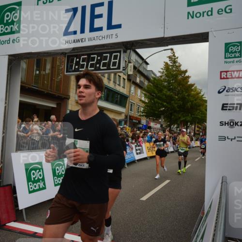 20.09.2026 - PSD Bank Halbmarathon LAZAROV Photography http://msf.ph/oto/10551841 20.09.2026 11:52:28 Ziel 1130, 1152, 1196, 1254, 1732, 1853, 1889, 3042, 3047, 3512, 3664, 4071, 4539, 4609, 4714, 4768 meine-sportfotos.de