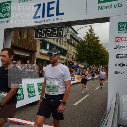 20.09.2026 - PSD Bank Halbmarathon LAZAROV Photography http://msf.ph/oto/10551861 20.09.2026 11:52:34 Ziel 1130, 1196, 1254, 1732, 1853, 1889, 2028, 2113, 3047, 3227, 3515, 3664, 4071, 4714, 4768 meine-sportfotos.de