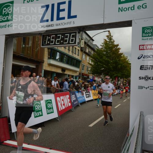 20.09.2026 - PSD Bank Halbmarathon LAZAROV Photography http://msf.ph/oto/10551866 20.09.2026 11:52:36 Ziel 1130, 1196, 1254, 1732, 1853, 1889, 2028, 2113, 3047, 3227, 3515, 4071, 4714, 4768 meine-sportfotos.de