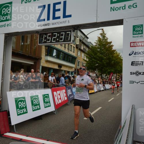 20.09.2026 - PSD Bank Halbmarathon LAZAROV Photography http://msf.ph/oto/10551870 20.09.2026 11:52:36 Ziel 1130, 1196, 1254, 1732, 1853, 1889, 2028, 2113, 3047, 3227, 3515, 4071, 4714, 4768 meine-sportfotos.de