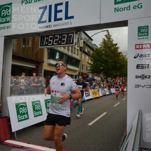 20.09.2026 - PSD Bank Halbmarathon LAZAROV Photography http://msf.ph/oto/10551873 20.09.2026 11:52:37 Ziel 1130, 1196, 1254, 1732, 1853, 1889, 2028, 2113, 3227, 3515, 4071, 4714, 4768 meine-sportfotos.de