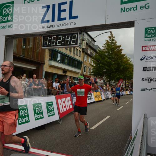 20.09.2026 - PSD Bank Halbmarathon LAZAROV Photography http://msf.ph/oto/10551887 20.09.2026 11:52:42 Ziel 1853, 2028, 2113, 3227, 3515, 4071, 4230, 4768 meine-sportfotos.de