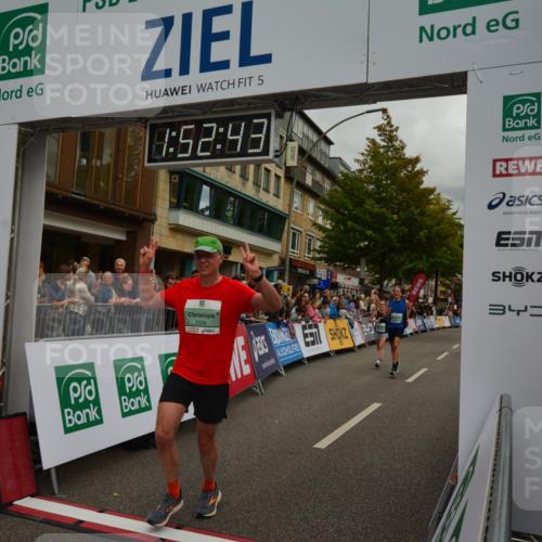 20.09.2026 - PSD Bank Halbmarathon LAZAROV Photography http://msf.ph/oto/10551890 20.09.2026 11:52:42 Ziel 1853, 2028, 2113, 3227, 3515, 4071, 4230, 4768 meine-sportfotos.de
