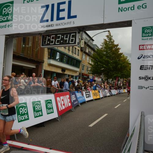 20.09.2026 - PSD Bank Halbmarathon LAZAROV Photography http://msf.ph/oto/10551895 20.09.2026 11:52:45 Ziel 2028, 2113, 3050, 3227, 3515, 4230, 4451 meine-sportfotos.de