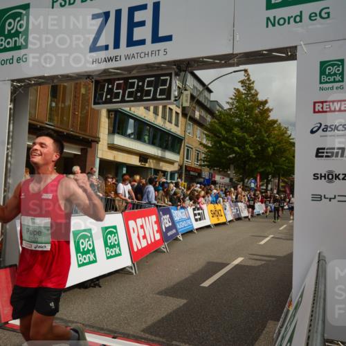 20.09.2026 - PSD Bank Halbmarathon LAZAROV Photography http://msf.ph/oto/10551901 20.09.2026 11:52:52 Ziel 1365, 2528, 3018, 3050, 3505, 4020, 4230, 4451, 4757 meine-sportfotos.de