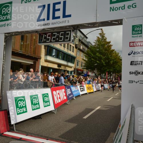 20.09.2026 - PSD Bank Halbmarathon LAZAROV Photography http://msf.ph/oto/10551903 20.09.2026 11:52:52 Ziel 1365, 2528, 3018, 3050, 3505, 4020, 4230, 4451, 4757 meine-sportfotos.de
