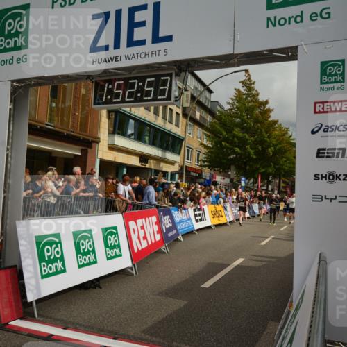 20.09.2026 - PSD Bank Halbmarathon LAZAROV Photography http://msf.ph/oto/10551905 20.09.2026 11:52:52 Ziel 1365, 2528, 3018, 3050, 3505, 4020, 4230, 4451, 4757 meine-sportfotos.de