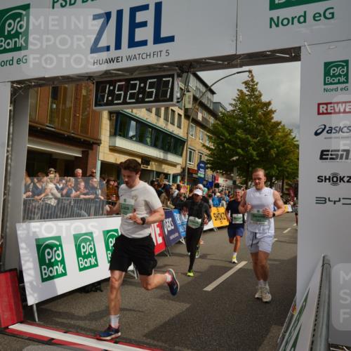 20.09.2026 - PSD Bank Halbmarathon LAZAROV Photography http://msf.ph/oto/10551909 20.09.2026 11:52:57 Ziel 1365, 2528, 3018, 3041, 3050, 3505, 4020, 4230, 4451, 4757 meine-sportfotos.de
