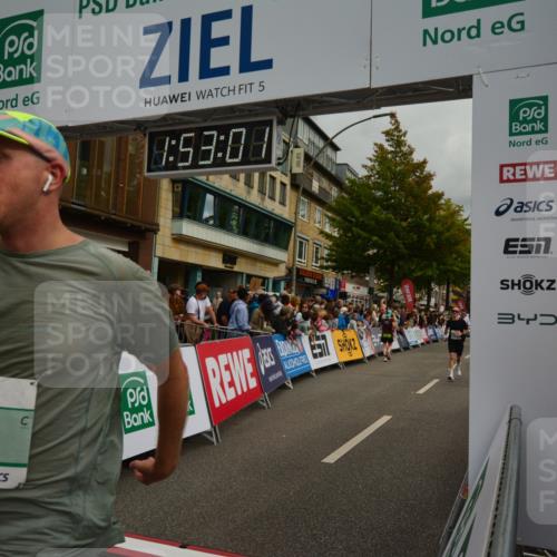 20.09.2026 - PSD Bank Halbmarathon LAZAROV Photography http://msf.ph/oto/10551923 20.09.2026 11:53:00 Ziel 1365, 2528, 2870, 3018, 3041, 3050, 3371, 3505, 4020, 4451, 4624, 4757 meine-sportfotos.de