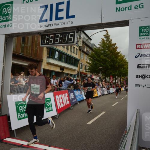20.09.2026 - PSD Bank Halbmarathon LAZAROV Photography http://msf.ph/oto/10551955 20.09.2026 11:53:15 Ziel 1012, 1046, 1666, 1701, 2106, 2286, 2650, 2870, 3371, 4386, 4507, 4624 meine-sportfotos.de