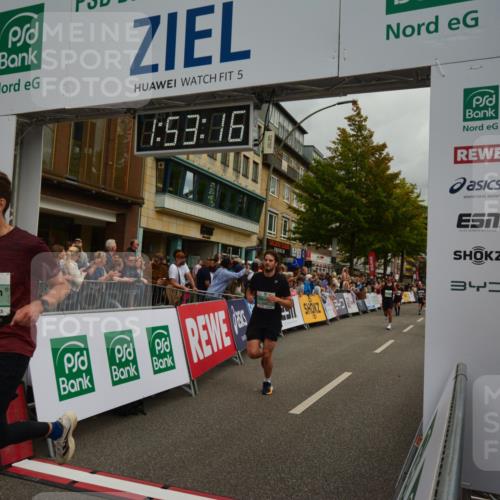20.09.2026 - PSD Bank Halbmarathon LAZAROV Photography http://msf.ph/oto/10551957 20.09.2026 11:53:15 Ziel 1012, 1046, 1666, 1701, 2106, 2286, 2650, 2870, 3371, 4386, 4507, 4624 meine-sportfotos.de