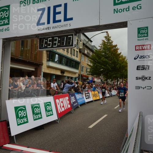 20.09.2026 - PSD Bank Halbmarathon LAZAROV Photography http://msf.ph/oto/10551965 20.09.2026 11:53:16 Ziel 1012, 1046, 1666, 1701, 2106, 2286, 2650, 2870, 3154, 3371, 4386, 4507, 4624 meine-sportfotos.de