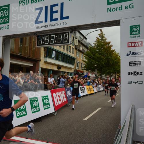 20.09.2026 - PSD Bank Halbmarathon LAZAROV Photography http://msf.ph/oto/10551971 20.09.2026 11:53:18 Ziel 1012, 1046, 1666, 1701, 2106, 2270, 2286, 2650, 2870, 3154, 3371, 4386, 4507 meine-sportfotos.de