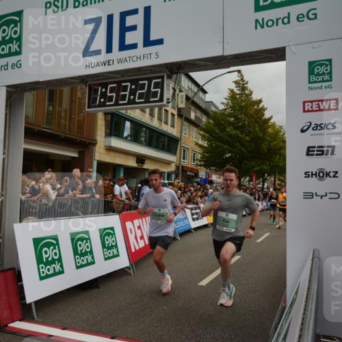 20.09.2026 - PSD Bank Halbmarathon LAZAROV Photography http://msf.ph/oto/10551996 20.09.2026 11:53:24 Ziel 1012, 1046, 1528, 1701, 2106, 2270, 2350, 2650, 3154, 3376, 3678, 3867, 4025, 4386, 4507 meine-sportfotos.de