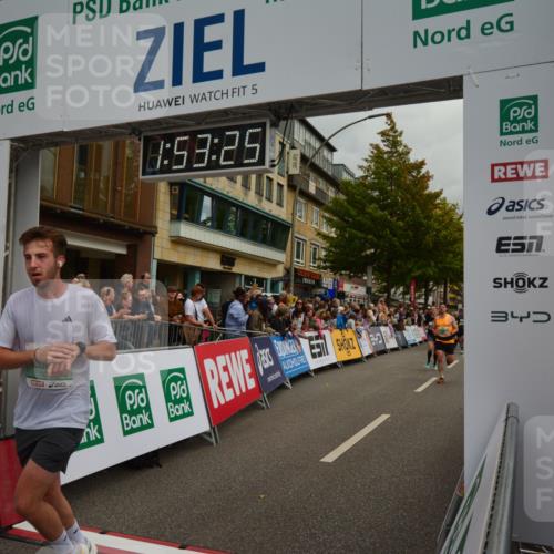 20.09.2026 - PSD Bank Halbmarathon LAZAROV Photography http://msf.ph/oto/10552000 20.09.2026 11:53:25 Ziel 1012, 1046, 1528, 1701, 2106, 2270, 2350, 2650, 3154, 3376, 3678, 3702, 3867, 4025, 4386 meine-sportfotos.de