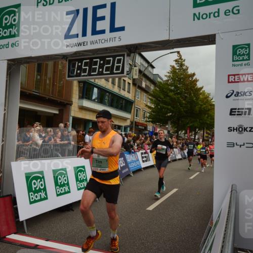 20.09.2026 - PSD Bank Halbmarathon LAZAROV Photography http://msf.ph/oto/10552002 20.09.2026 11:53:27 Ziel 1012, 1528, 2106, 2270, 2350, 2611, 2650, 3154, 3376, 3678, 3702, 3867, 4025, 4386 meine-sportfotos.de