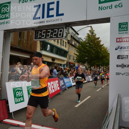 20.09.2026 - PSD Bank Halbmarathon LAZAROV Photography http://msf.ph/oto/10552003 20.09.2026 11:53:28 Ziel 1012, 1528, 2106, 2270, 2350, 2611, 2650, 3154, 3376, 3678, 3702, 3867, 4025, 4386 meine-sportfotos.de