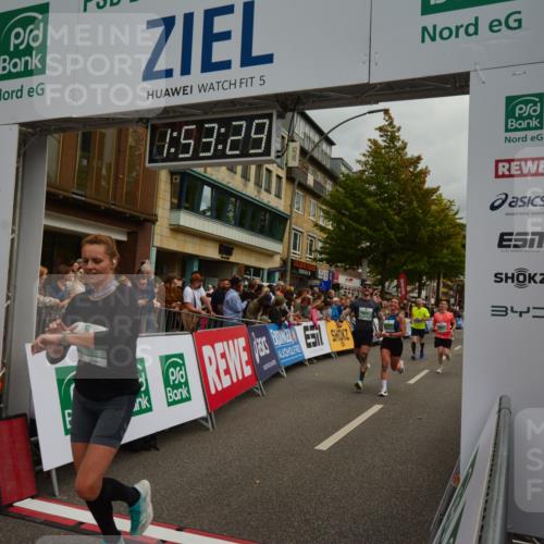 20.09.2026 - PSD Bank Halbmarathon LAZAROV Photography http://msf.ph/oto/10552010 20.09.2026 11:53:29 Ziel 1012, 1528, 1961, 2106, 2270, 2350, 2611, 2650, 3154, 3376, 3678, 3702, 3867, 4025 meine-sportfotos.de