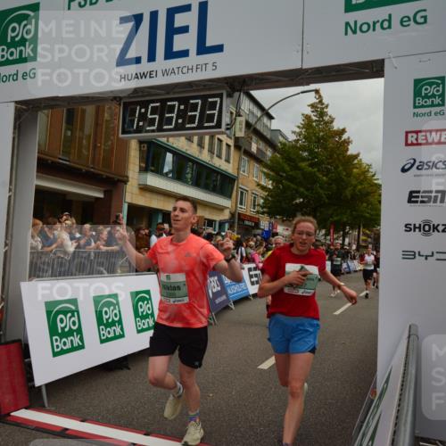 20.09.2026 - PSD Bank Halbmarathon LAZAROV Photography http://msf.ph/oto/10552022 20.09.2026 11:53:32 Ziel 1462, 1528, 1961, 2270, 2350, 2611, 3154, 3376, 3678, 3702, 3867, 4021, 4025, 4770 meine-sportfotos.de