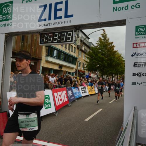 20.09.2026 - PSD Bank Halbmarathon LAZAROV Photography http://msf.ph/oto/10552046 20.09.2026 11:53:38 Ziel 1346, 1462, 1961, 2350, 2611, 3678, 3702, 3840, 3867, 4021, 4025, 4426, 4770 meine-sportfotos.de