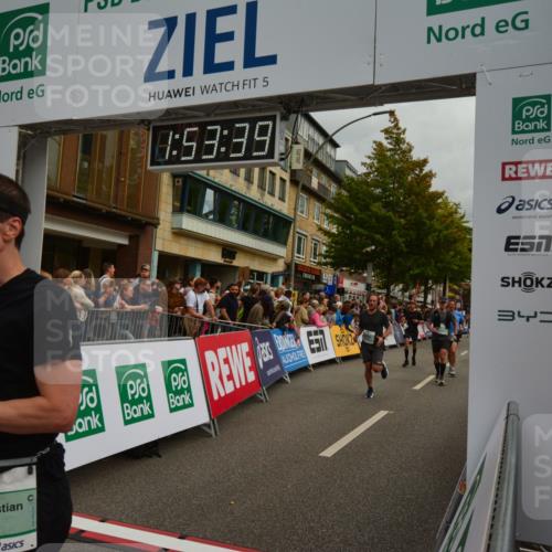 20.09.2026 - PSD Bank Halbmarathon LAZAROV Photography http://msf.ph/oto/10552047 20.09.2026 11:53:39 Ziel 1346, 1462, 1961, 2611, 3678, 3702, 3840, 4021, 4025, 4426, 4770 meine-sportfotos.de