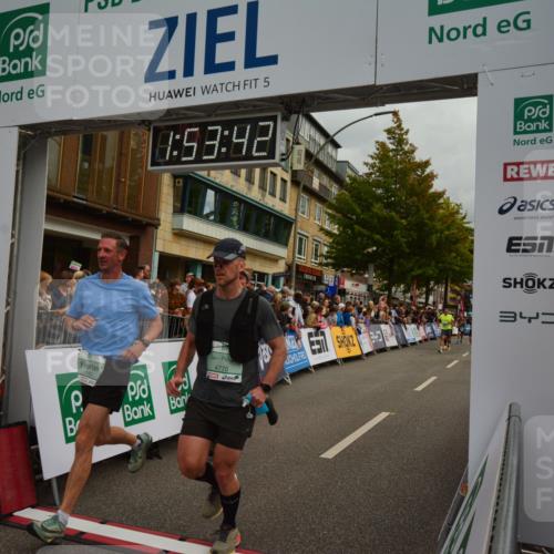 20.09.2026 - PSD Bank Halbmarathon LAZAROV Photography http://msf.ph/oto/10552057 20.09.2026 11:53:42 Ziel 1346, 1462, 1961, 2611, 2879, 3678, 3702, 3840, 4021, 4426, 4770 meine-sportfotos.de