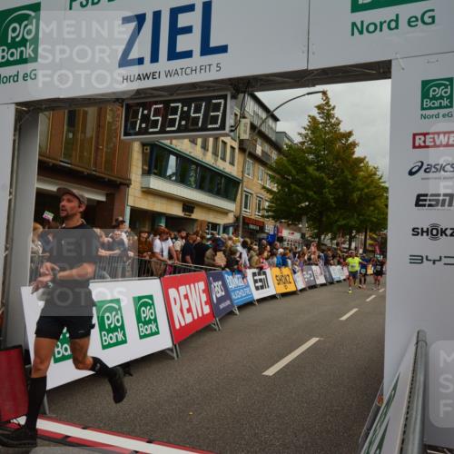 20.09.2026 - PSD Bank Halbmarathon LAZAROV Photography http://msf.ph/oto/10552061 20.09.2026 11:53:42 Ziel 1346, 1462, 1961, 2611, 2879, 3678, 3702, 3840, 4021, 4426, 4770 meine-sportfotos.de