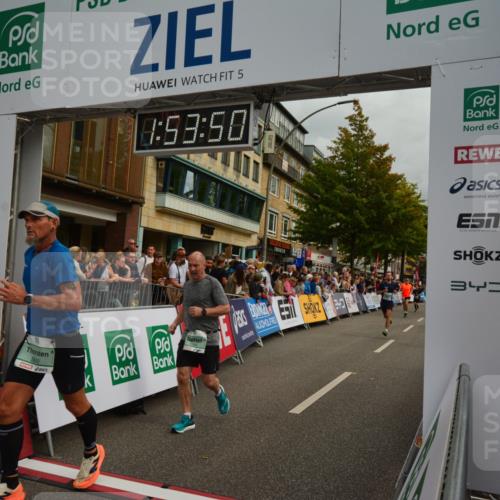 20.09.2026 - PSD Bank Halbmarathon LAZAROV Photography http://msf.ph/oto/10552070 20.09.2026 11:53:50 Ziel 1014, 1346, 2879, 3106, 3479, 3840, 4426 meine-sportfotos.de