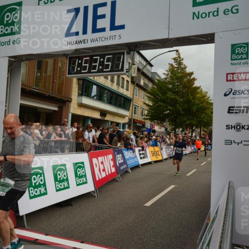 20.09.2026 - PSD Bank Halbmarathon LAZAROV Photography http://msf.ph/oto/10552075 20.09.2026 11:53:51 Ziel 1014, 1346, 2879, 3106, 3479, 3840, 4426 meine-sportfotos.de