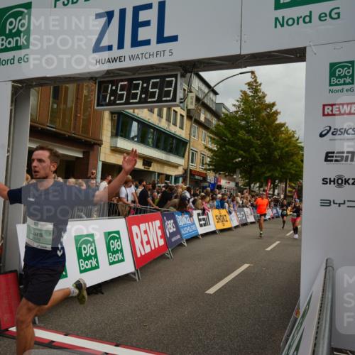 20.09.2026 - PSD Bank Halbmarathon LAZAROV Photography http://msf.ph/oto/10552077 20.09.2026 11:53:53 Ziel 1014, 1346, 2144, 2879, 3106, 3479, 3840, 4426, 4742 meine-sportfotos.de