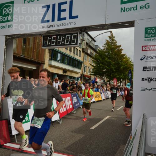 20.09.2026 - PSD Bank Halbmarathon LAZAROV Photography http://msf.ph/oto/10552098 20.09.2026 11:54:05 Ziel 1642, 1839, 2031, 2144, 2594, 2727, 3558, 3654, 4027, 4742, 4759, 4785 meine-sportfotos.de