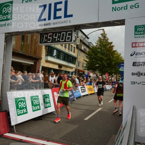 20.09.2026 - PSD Bank Halbmarathon LAZAROV Photography http://msf.ph/oto/10552101 20.09.2026 11:54:05 Ziel 1642, 1839, 2031, 2144, 2594, 2727, 3558, 3654, 4027, 4742, 4759, 4785 meine-sportfotos.de