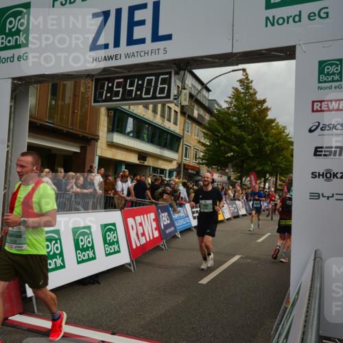 20.09.2026 - PSD Bank Halbmarathon LAZAROV Photography http://msf.ph/oto/10552105 20.09.2026 11:54:06 Ziel 1642, 1839, 2031, 2144, 2594, 2727, 3558, 3654, 4027, 4742, 4759, 4785 meine-sportfotos.de