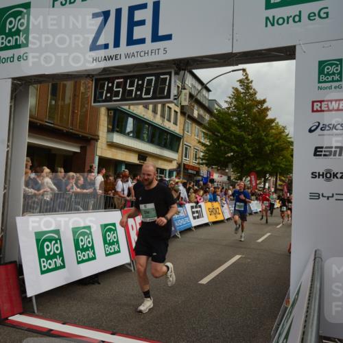 20.09.2026 - PSD Bank Halbmarathon LAZAROV Photography http://msf.ph/oto/10552109 20.09.2026 11:54:06 Ziel 1642, 1839, 2031, 2144, 2594, 2727, 3558, 3654, 4027, 4742, 4759, 4785 meine-sportfotos.de