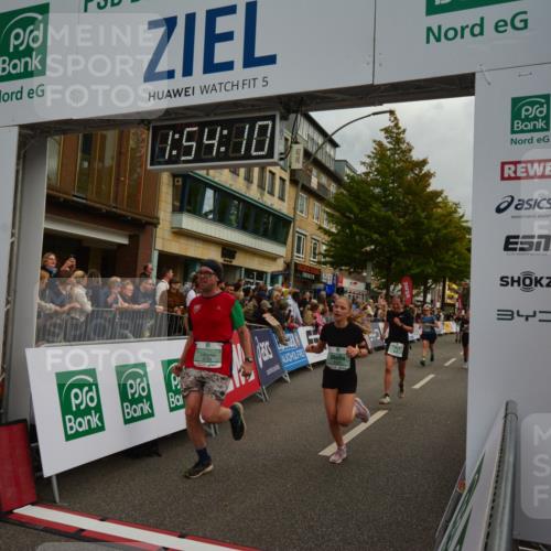 20.09.2026 - PSD Bank Halbmarathon LAZAROV Photography http://msf.ph/oto/10552123 20.09.2026 11:54:09 Ziel 1642, 1839, 2031, 2144, 2594, 2727, 2987, 3558, 3654, 4027, 4742, 4759, 4777, 4785 meine-sportfotos.de