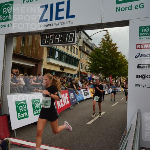 20.09.2026 - PSD Bank Halbmarathon LAZAROV Photography http://msf.ph/oto/10552125 20.09.2026 11:54:10 Ziel 1642, 1839, 2031, 2144, 2594, 2727, 2987, 3558, 3654, 4027, 4742, 4759, 4777, 4785 meine-sportfotos.de