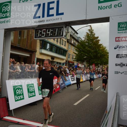 20.09.2026 - PSD Bank Halbmarathon LAZAROV Photography http://msf.ph/oto/10552128 20.09.2026 11:54:11 Ziel 1642, 1839, 2031, 2144, 2594, 2727, 2987, 3558, 3654, 4027, 4742, 4759, 4777, 4785 meine-sportfotos.de