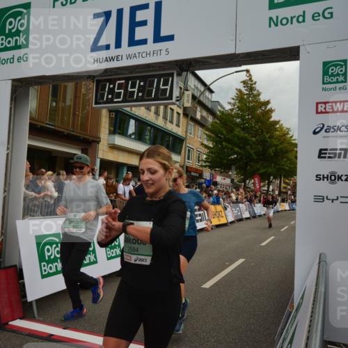 20.09.2026 - PSD Bank Halbmarathon LAZAROV Photography http://msf.ph/oto/10552135 20.09.2026 11:54:13 Ziel 1642, 1839, 2031, 2594, 2727, 2987, 3654, 3687, 4027, 4759, 4777, 4785 meine-sportfotos.de