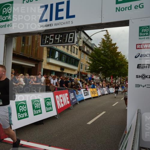 20.09.2026 - PSD Bank Halbmarathon LAZAROV Photography http://msf.ph/oto/10552141 20.09.2026 11:54:18 Ziel 1642, 2594, 2727, 2987, 3654, 3687, 4777 meine-sportfotos.de
