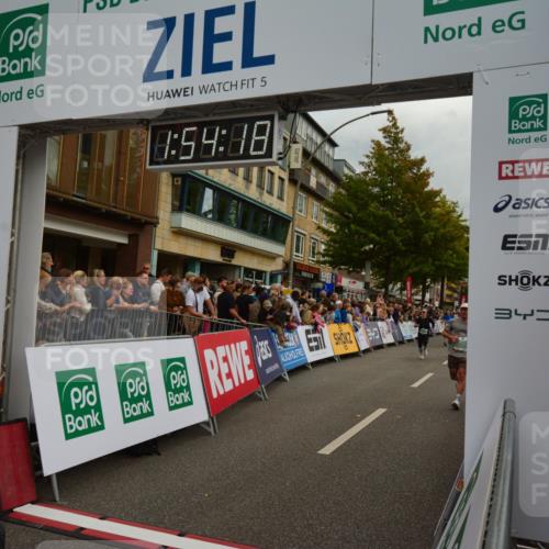 20.09.2026 - PSD Bank Halbmarathon LAZAROV Photography http://msf.ph/oto/10552142 20.09.2026 11:54:18 Ziel 1642, 2594, 2727, 2987, 3654, 3687, 4777 meine-sportfotos.de