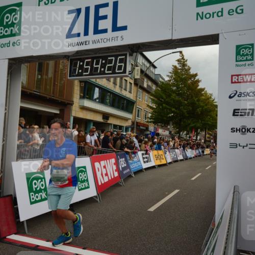 20.09.2026 - PSD Bank Halbmarathon LAZAROV Photography http://msf.ph/oto/10552160 20.09.2026 11:54:25 Ziel 1067, 2123, 2987, 3687, 4644, 4777 meine-sportfotos.de