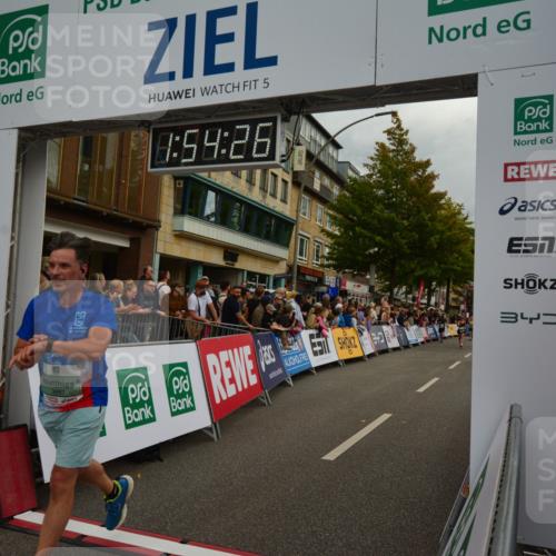 20.09.2026 - PSD Bank Halbmarathon LAZAROV Photography http://msf.ph/oto/10552161 20.09.2026 11:54:25 Ziel 1067, 2123, 2987, 3687, 4644, 4777 meine-sportfotos.de
