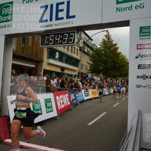 20.09.2026 - PSD Bank Halbmarathon LAZAROV Photography http://msf.ph/oto/10552168 20.09.2026 11:54:32 Ziel 1067, 1094, 2123, 2313, 2647, 3351, 3386, 3426, 4569, 4644, 4755 meine-sportfotos.de
