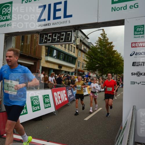 20.09.2026 - PSD Bank Halbmarathon LAZAROV Photography http://msf.ph/oto/10552179 20.09.2026 11:54:36 Ziel 1067, 1094, 2123, 2313, 2647, 2669, 3351, 3386, 3426, 4569, 4644, 4755 meine-sportfotos.de
