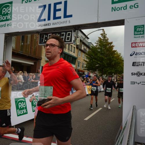 20.09.2026 - PSD Bank Halbmarathon LAZAROV Photography http://msf.ph/oto/10552184 20.09.2026 11:54:38 Ziel 1067, 1094, 1133, 2059, 2123, 2313, 2647, 2669, 3351, 3386, 3426, 4569, 4644, 4755 meine-sportfotos.de