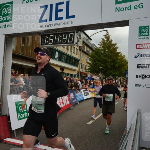 20.09.2026 - PSD Bank Halbmarathon LAZAROV Photography http://msf.ph/oto/10552190 20.09.2026 11:54:40 Ziel 1067, 1094, 1133, 2059, 2123, 2313, 2647, 2669, 3351, 3372, 3386, 3426, 3916, 4569, 4755 meine-sportfotos.de
