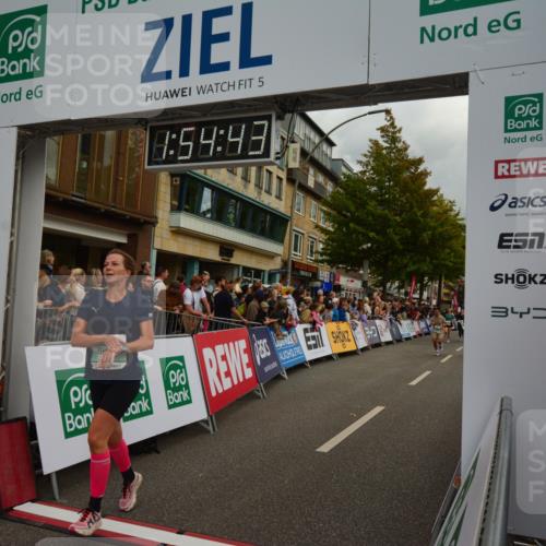 20.09.2026 - PSD Bank Halbmarathon LAZAROV Photography http://msf.ph/oto/10552201 20.09.2026 11:54:43 Ziel 1094, 1133, 2059, 2313, 2647, 2669, 3351, 3372, 3386, 3426, 3893, 3916, 4569, 4755 meine-sportfotos.de