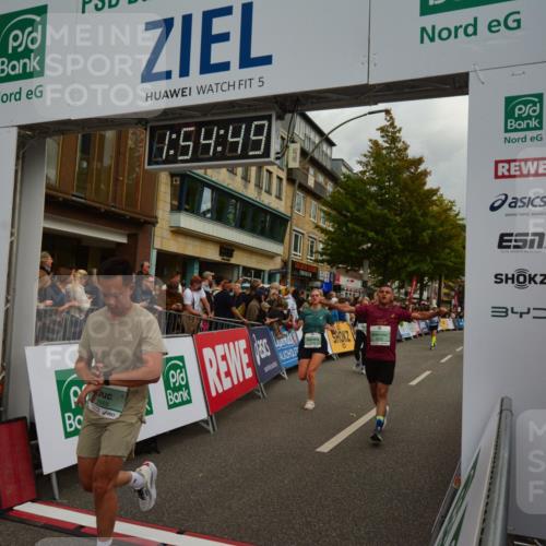 20.09.2026 - PSD Bank Halbmarathon LAZAROV Photography http://msf.ph/oto/10552209 20.09.2026 11:54:48 Ziel 1133, 1433, 2059, 2647, 2669, 3115, 3372, 3893, 3916 meine-sportfotos.de